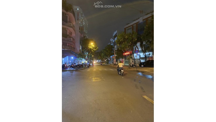 Ngay trung tâm MẶT TIỀN TRUNG TÂM QUẬN 11. KHU KINH DOANH ĐỒ ĐIỆN TỬ